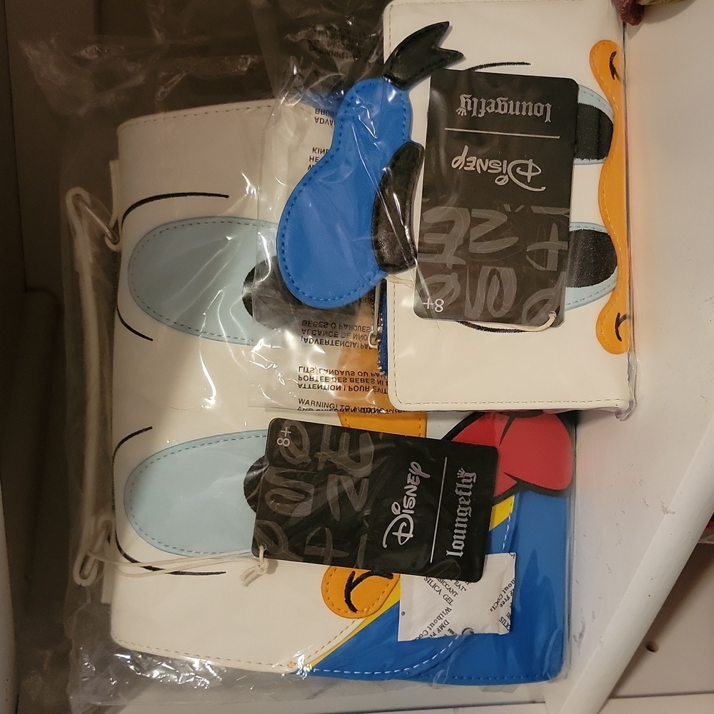 Loungefly Disney Donald Duck Crossbody &Wallet NWT